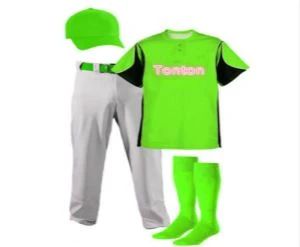 Crea un mix di uniformi da baseball